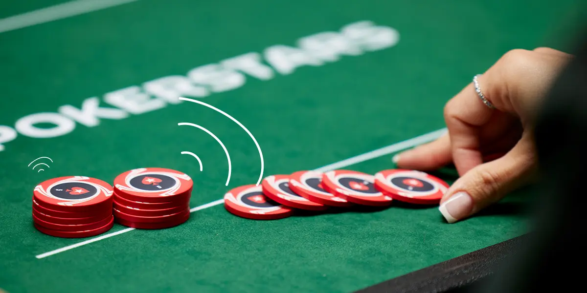 Poker player adjusting bet sizing based on opponent tendencies