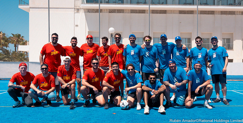 Group picture during the team event at ESPT UKIPT Malaga