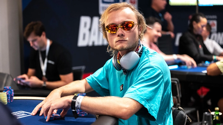 Leon Sturm, 21st-century boy